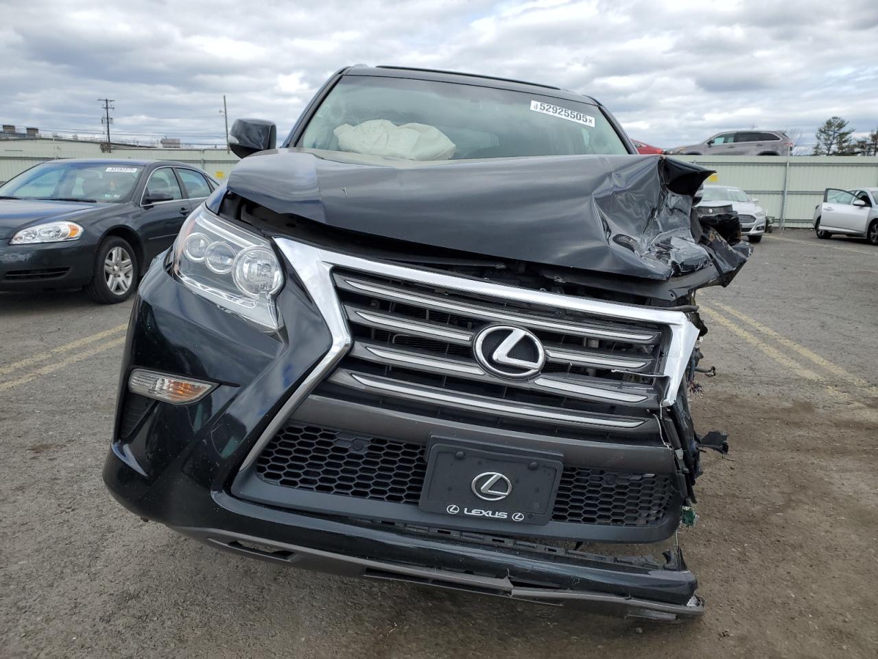 2017 LEXUS GX 460 - Image 5