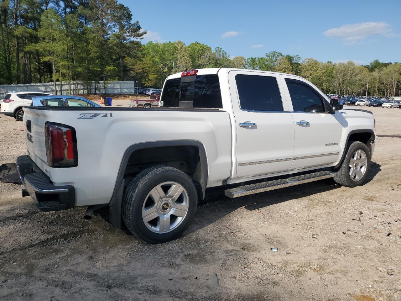 2017 GMC SIERRA K15 - Фото 3