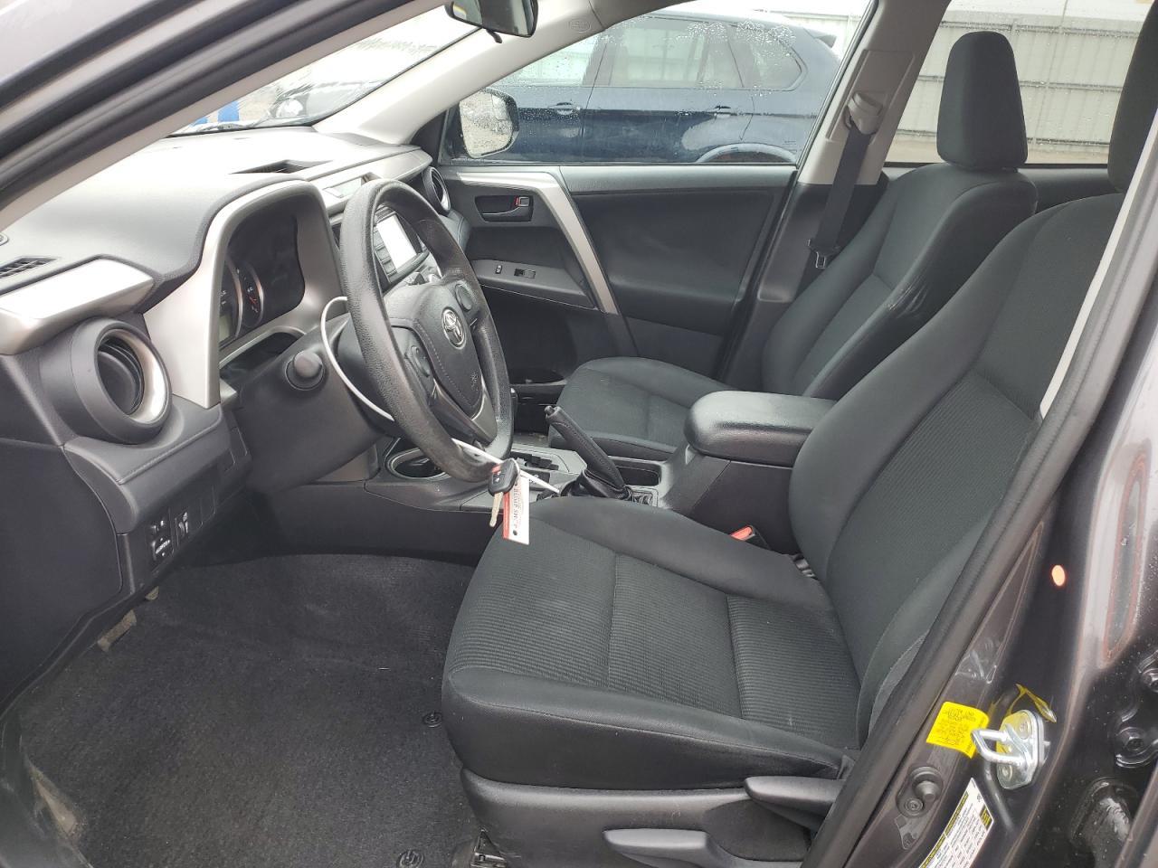 2016 TOYOTA RAV4 LE - Фото 7