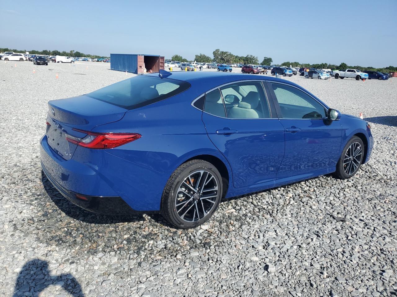 2025 TOYOTA CAMRY XSE - Фото 3