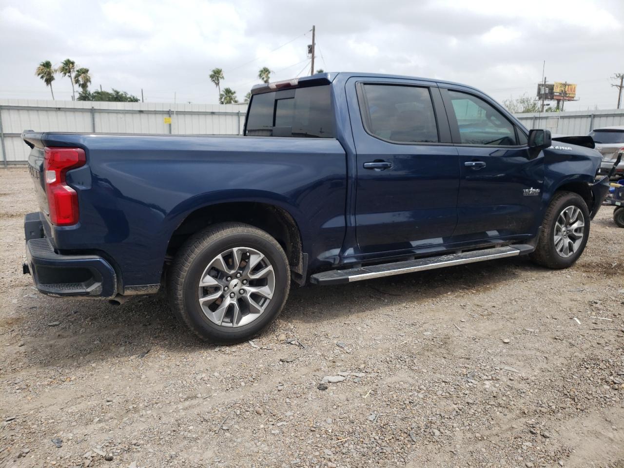 2021 CHEVROLET SILVERADO - Image 3