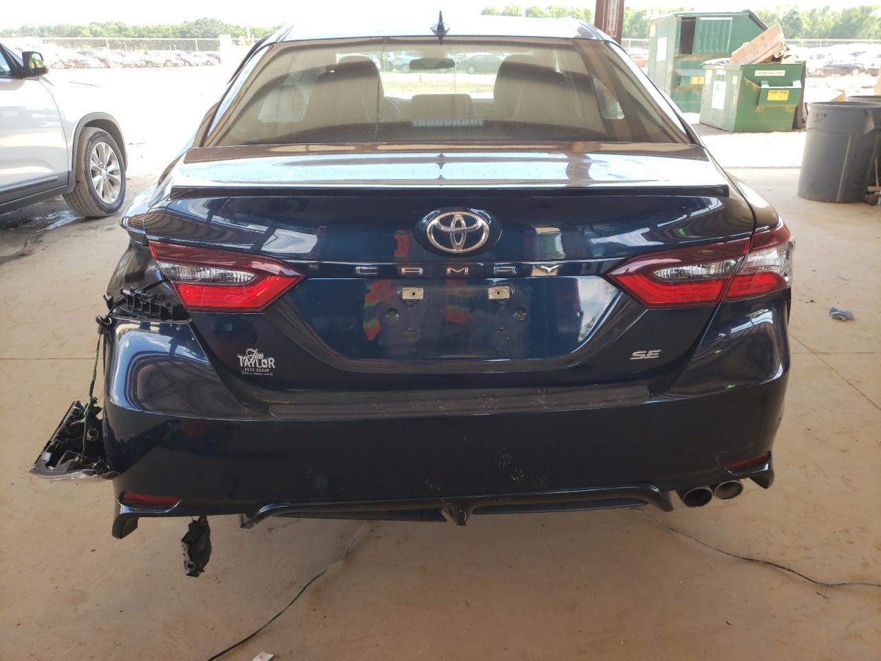 2021 TOYOTA CAMRY SE - Image 6