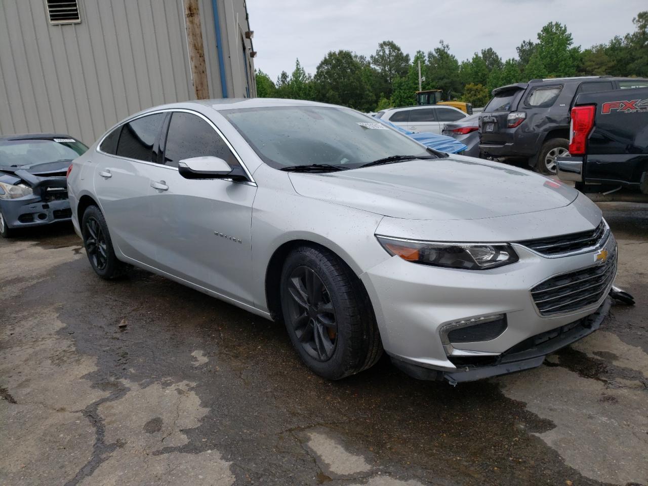 2017 CHEVROLET MALIBU LT - Фото 4