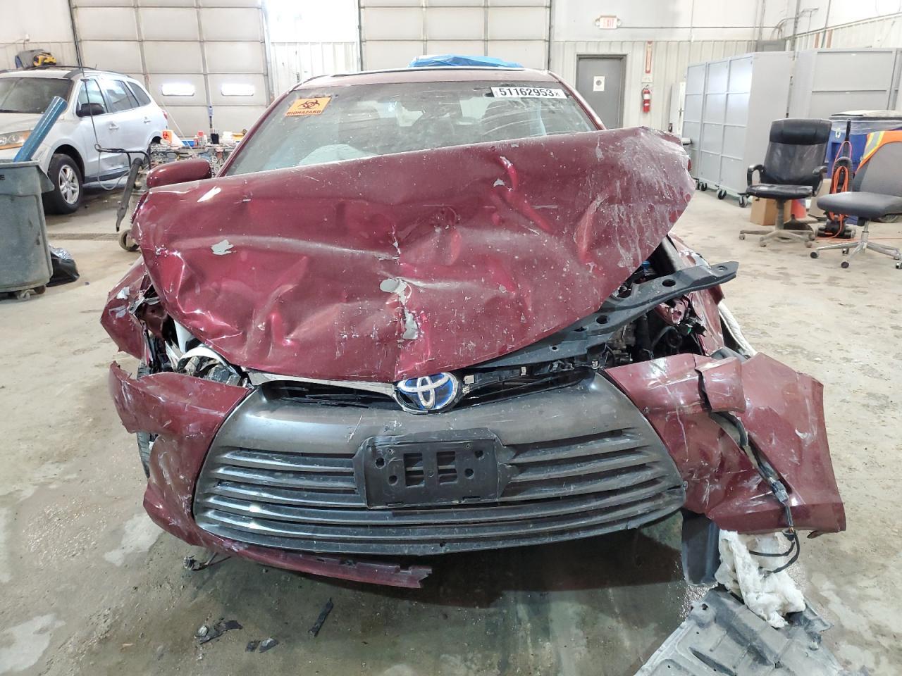 2017 TOYOTA CAMRY HYBR - Image 5
