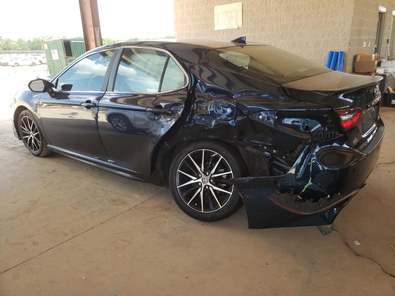 2021 TOYOTA CAMRY SE - Image 2