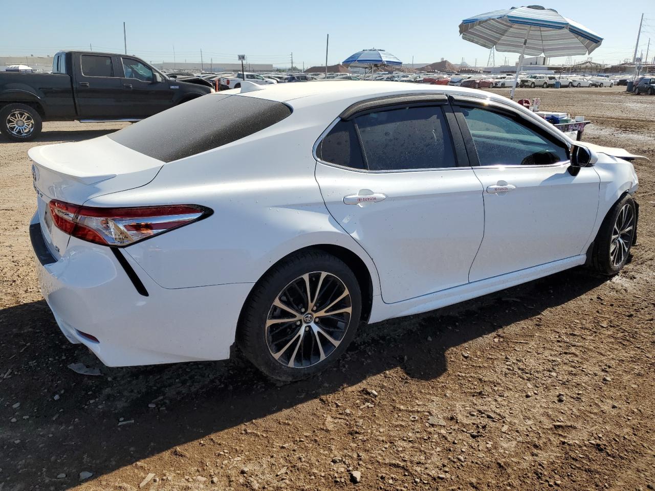 2020 TOYOTA CAMRY SE - Image 3