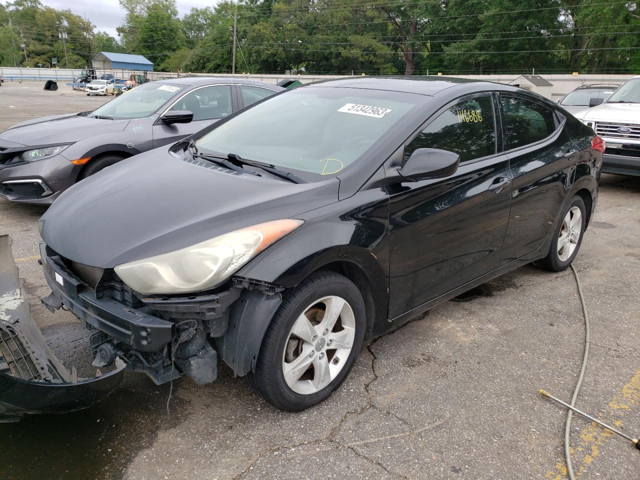 2013 HYUNDAI ELANTRA GL