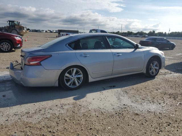 2015 Nissan Altima 2.5 - Image 3