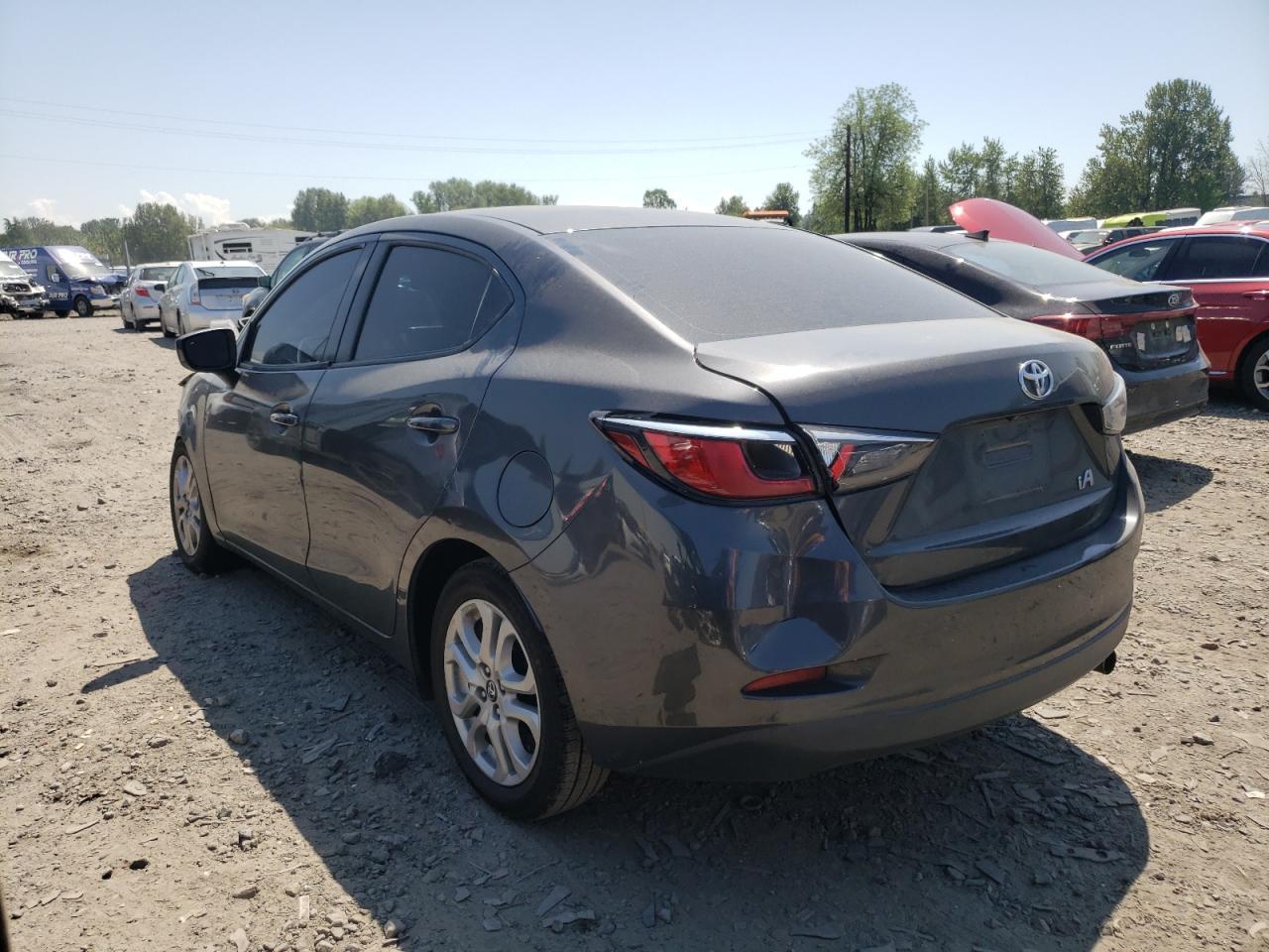 2017 TOYOTA YARIS IA - Фото 2