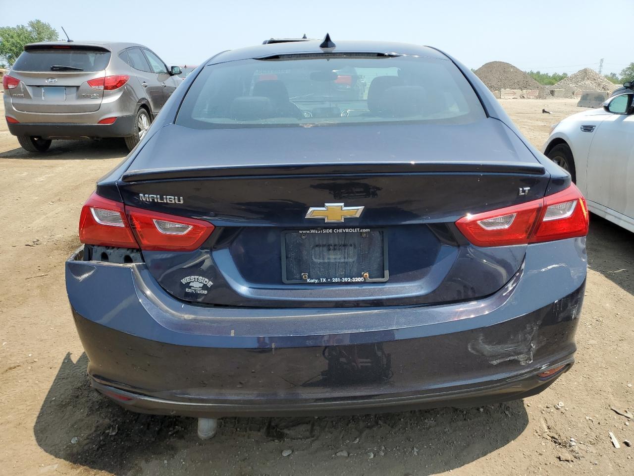 2017 CHEVROLET MALIBU LT - Фото 6