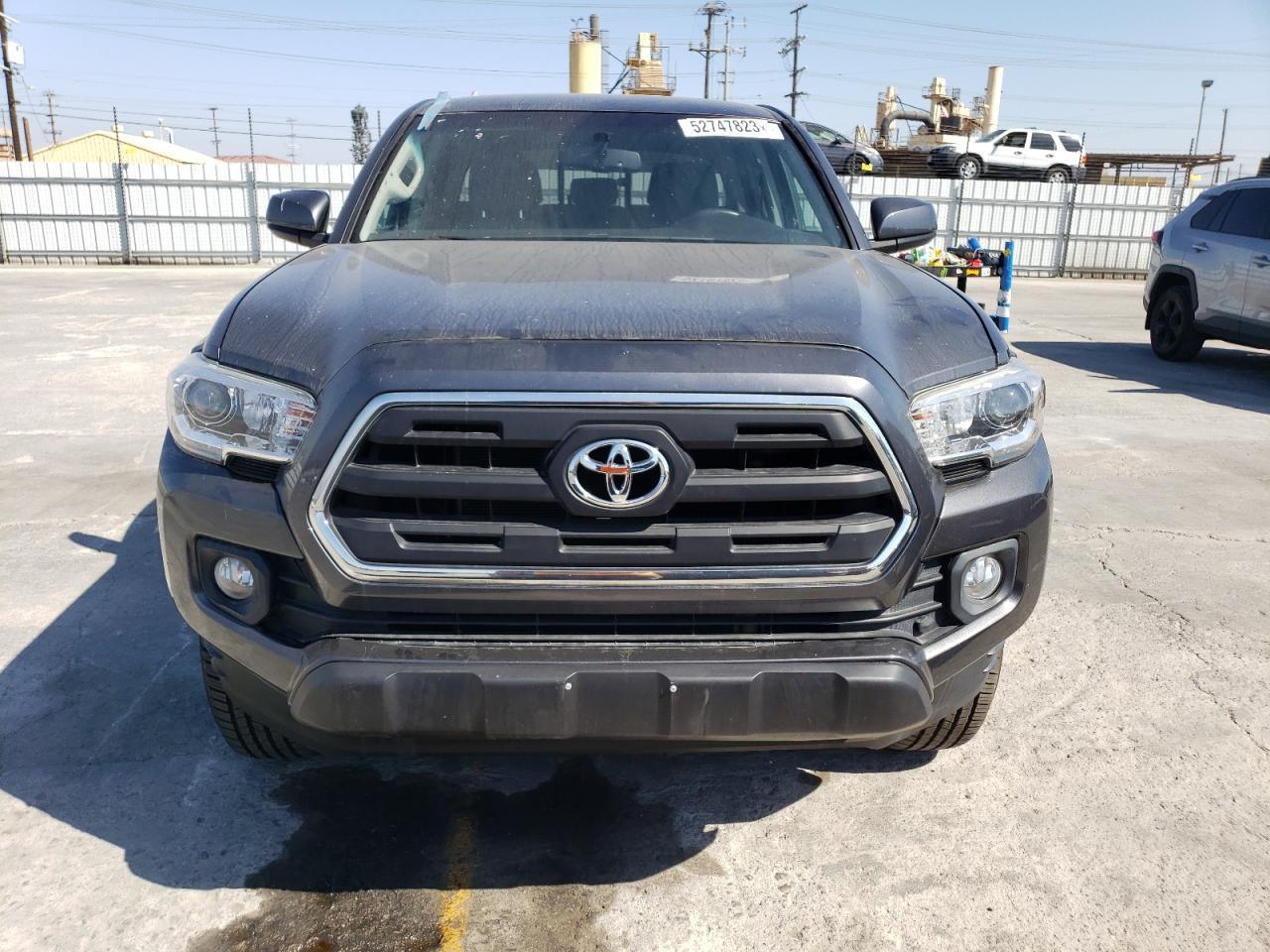 2017 TOYOTA TACOMA DOU - Фото 5
