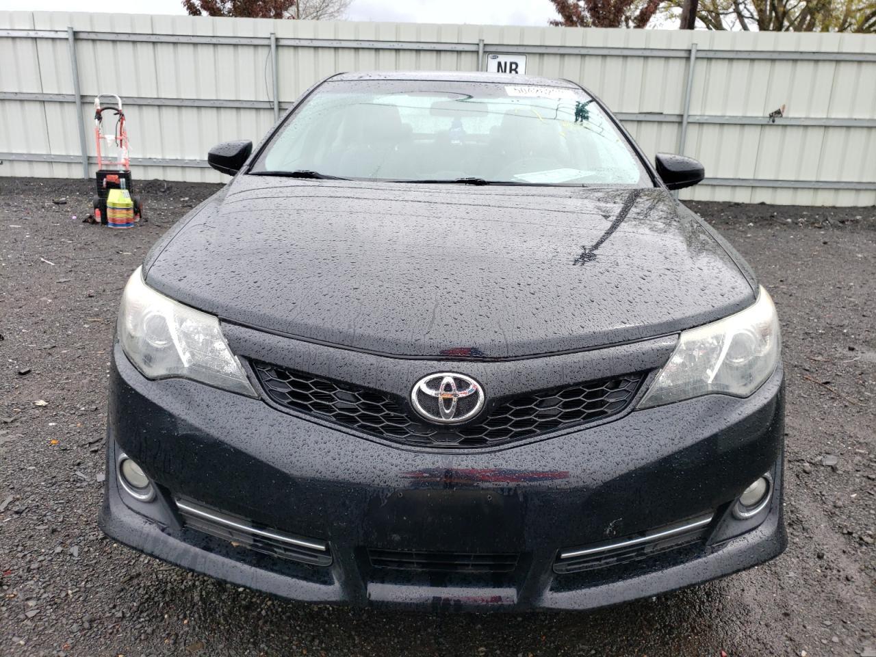 2014 TOYOTA CAMRY L - Image 5