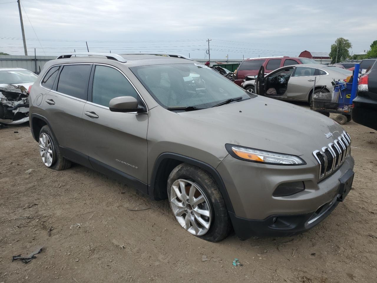2017 JEEP CHEROKEE L - Image 4