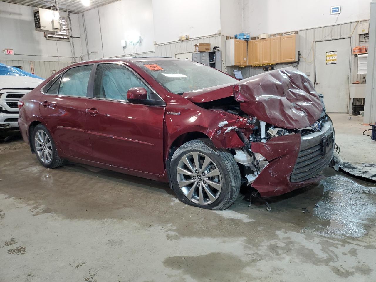 2017 TOYOTA CAMRY HYBR - Image 4