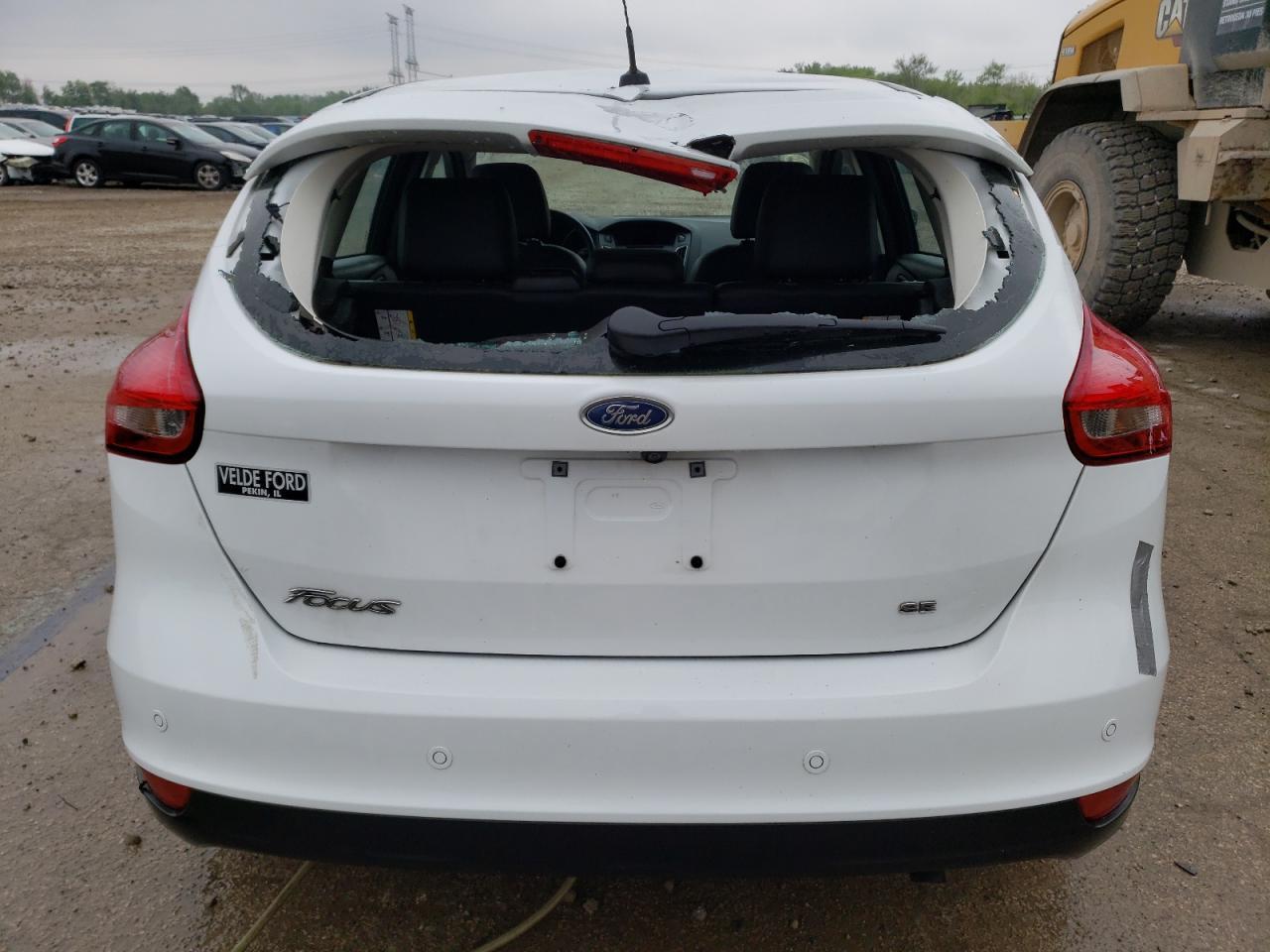 2016 FORD FOCUS SE - Image 6