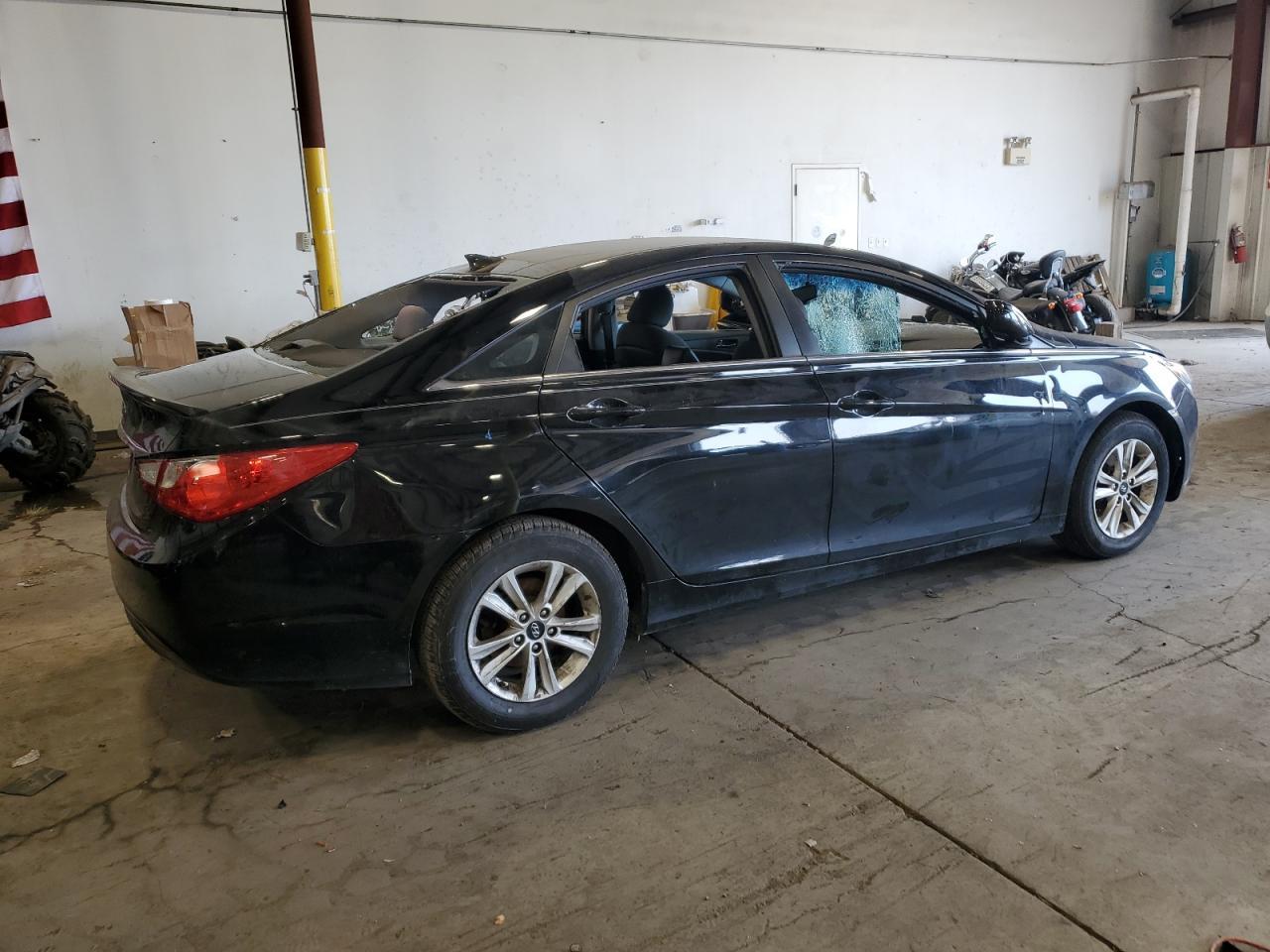 2013 HYUNDAI SONATA GLS - Фото 3