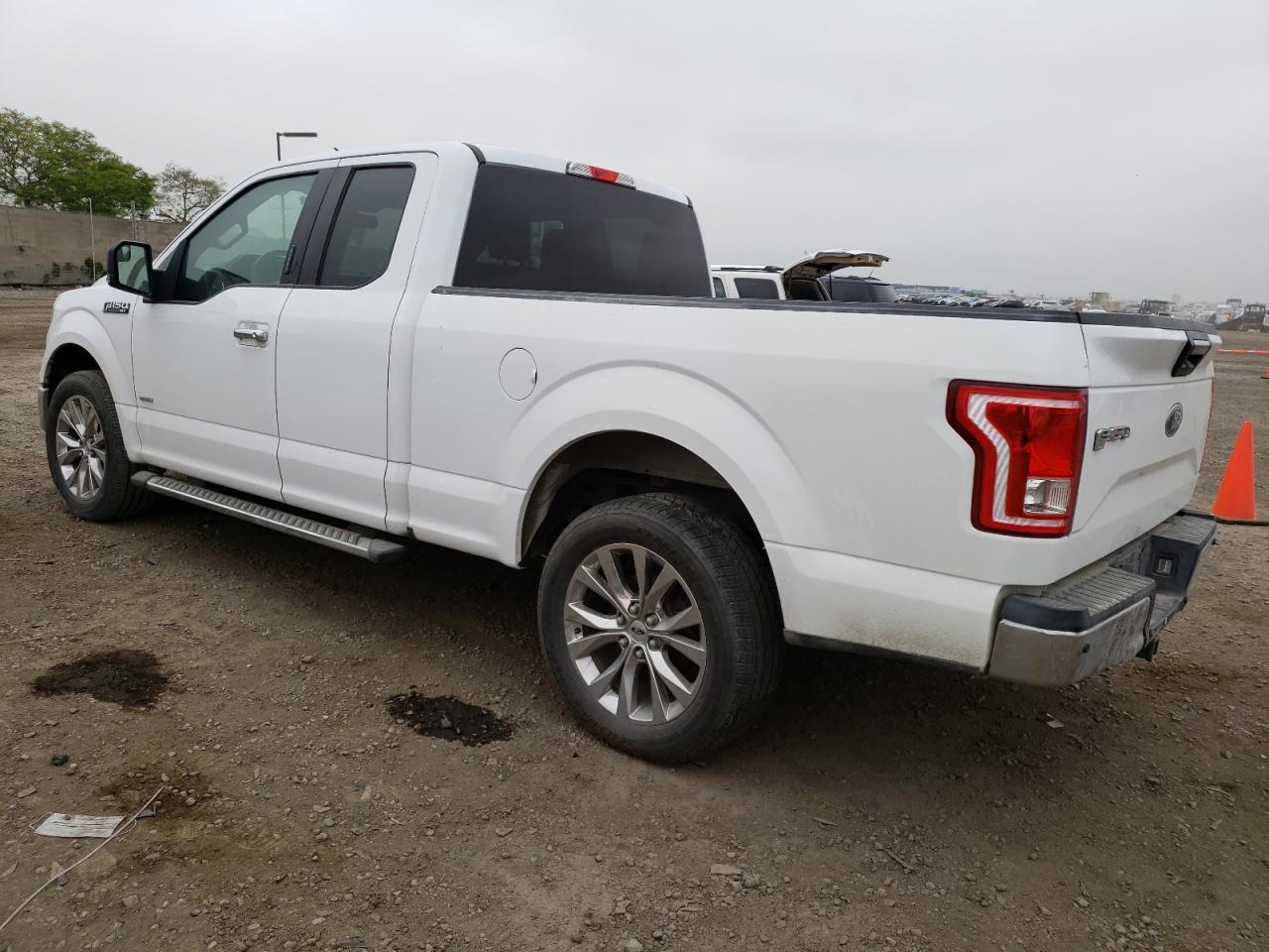 2016 FORD F150 SUPER - Image 2