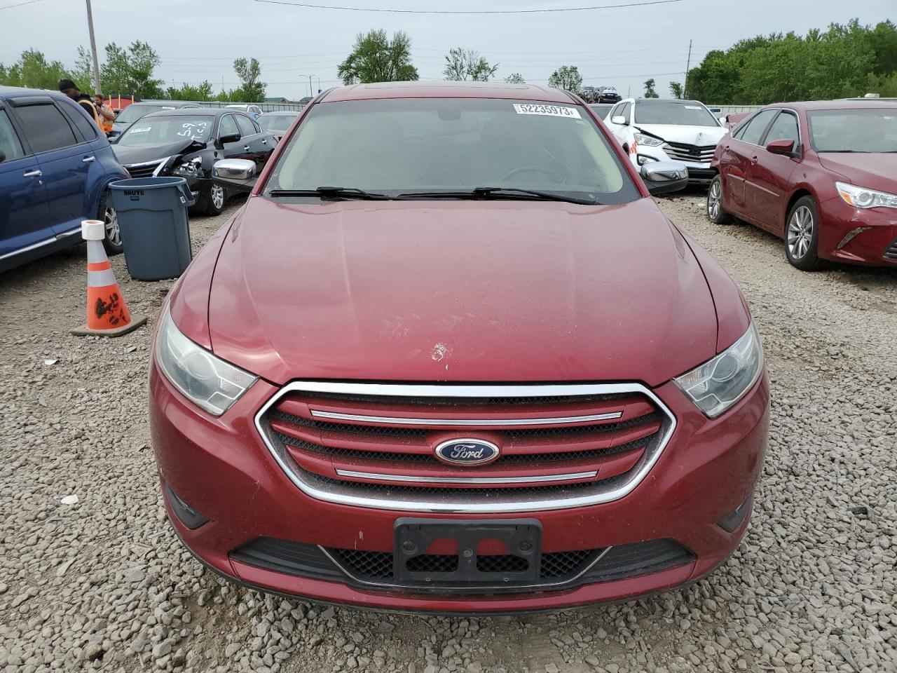 2013 FORD TAURUS LIM - Image 5