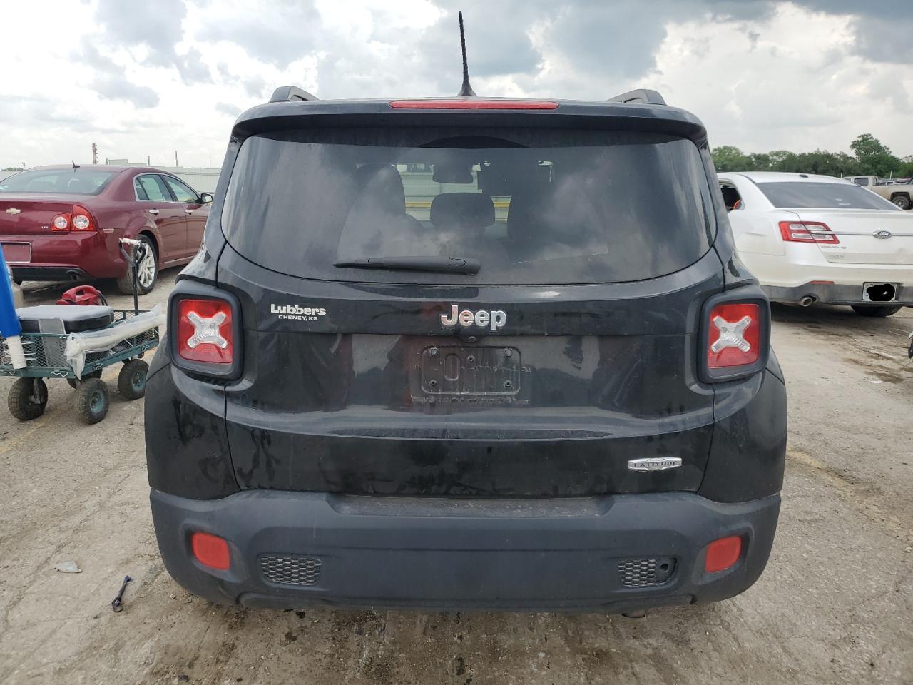 2017 JEEP RENEGADE L - Image 6