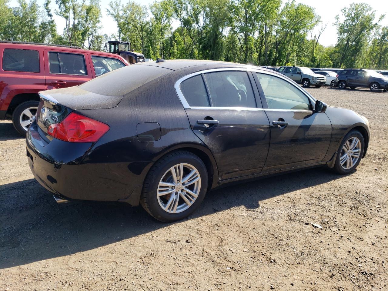 2012 INFINITI G37 - Image 3