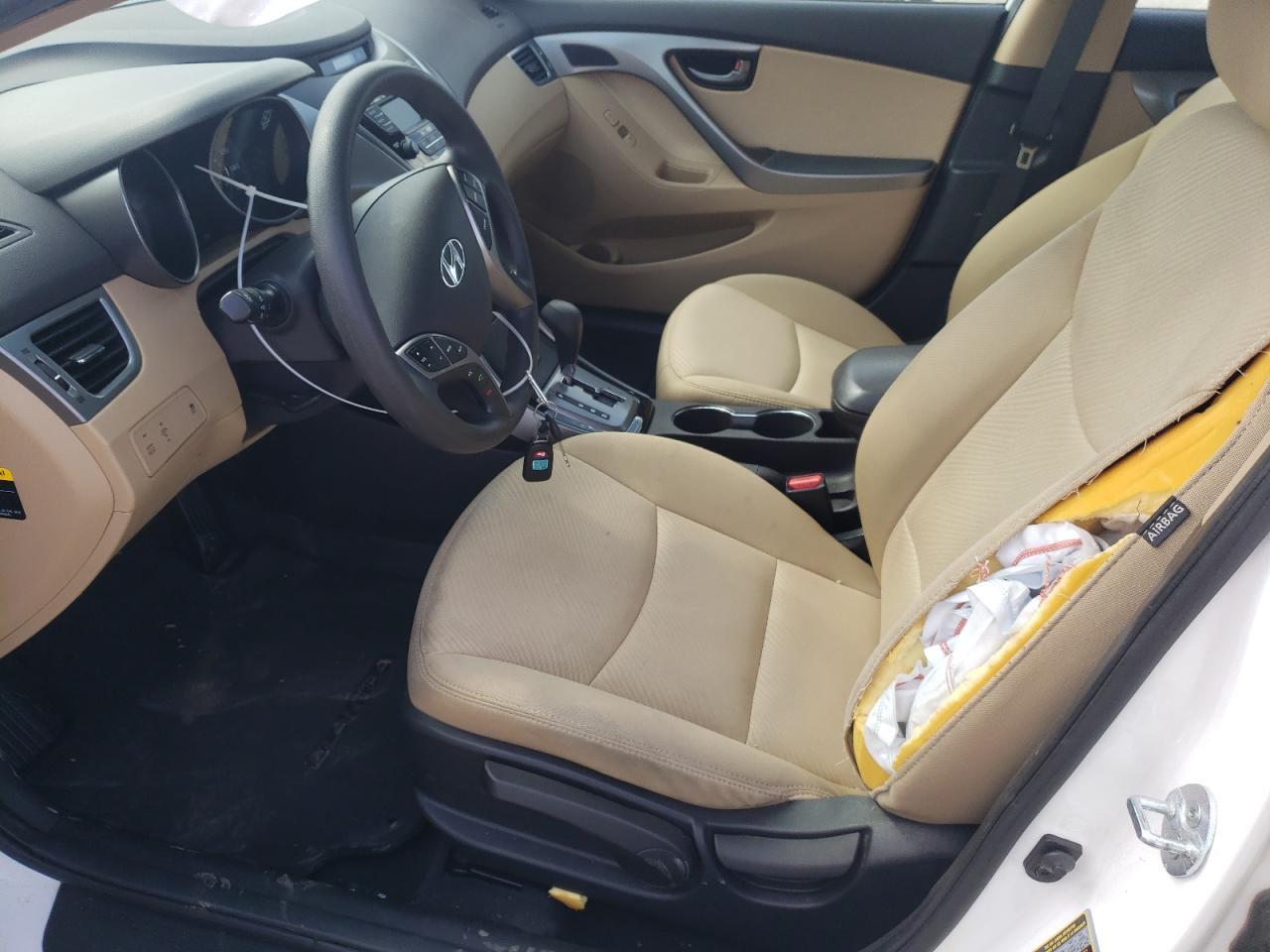 2013 HYUNDAI ELANTRA GL - Image 7