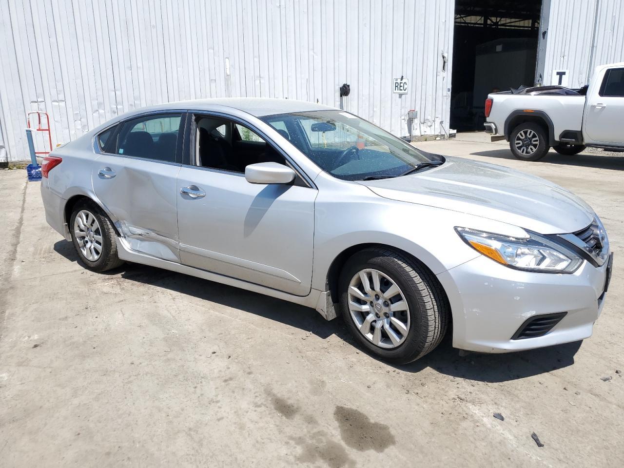 2016 NISSAN ALTIMA 2.5 - Фото 4