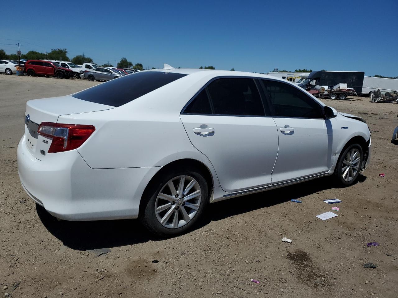 2012 TOYOTA CAMRY HYBR - Фото 3
