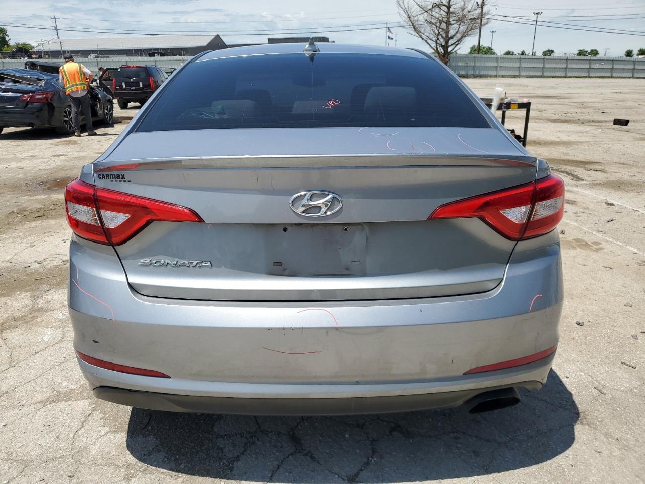 2017 HYUNDAI SONATA SE - Фото 6