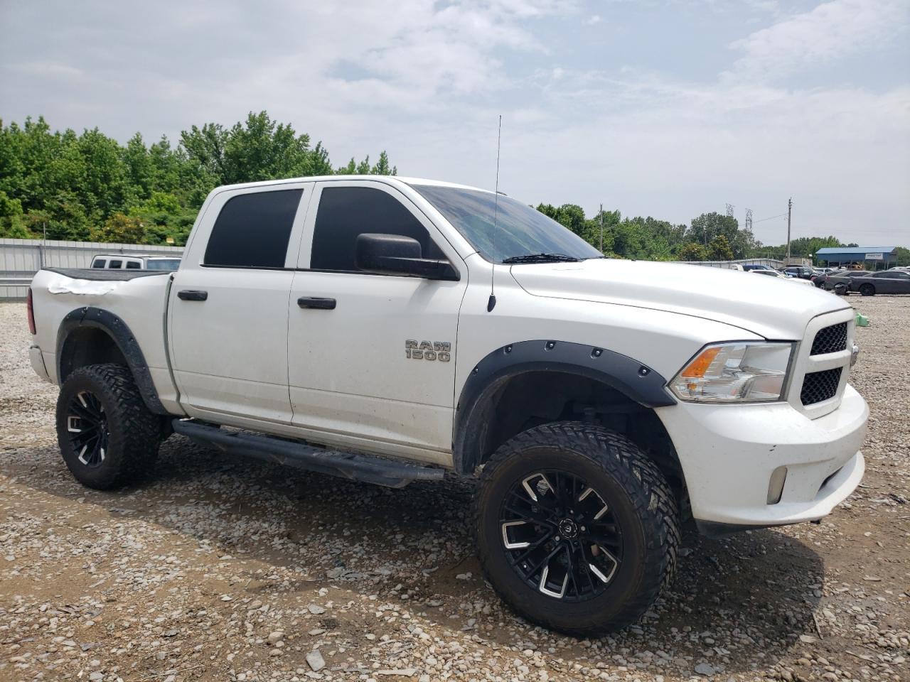 2017 RAM 1500 ST - Image 4