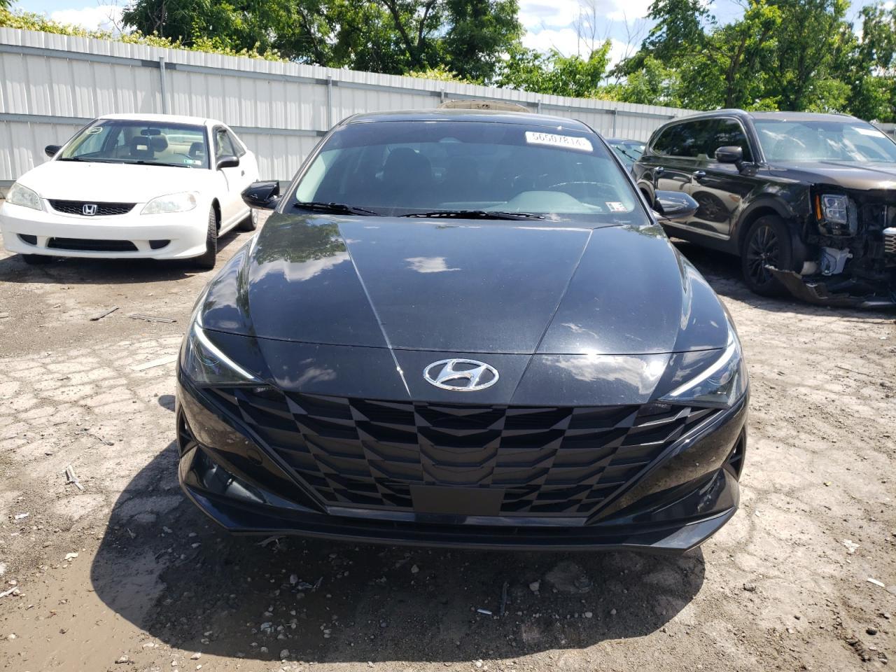 2023 HYUNDAI ELANTRA SE - Image 5