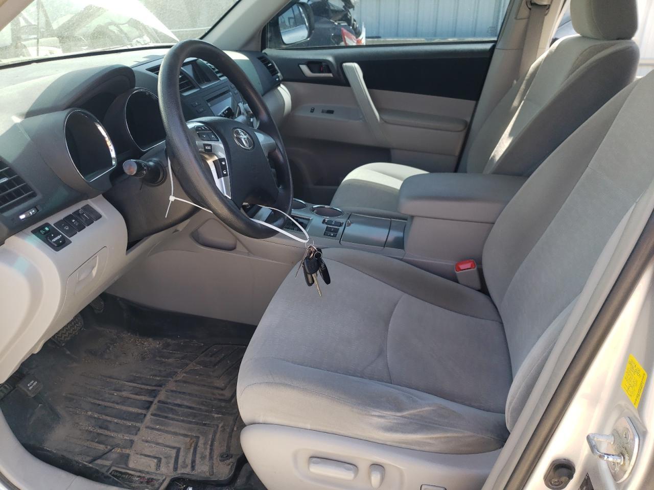 2011 TOYOTA HIGHLANDER - Фото 7