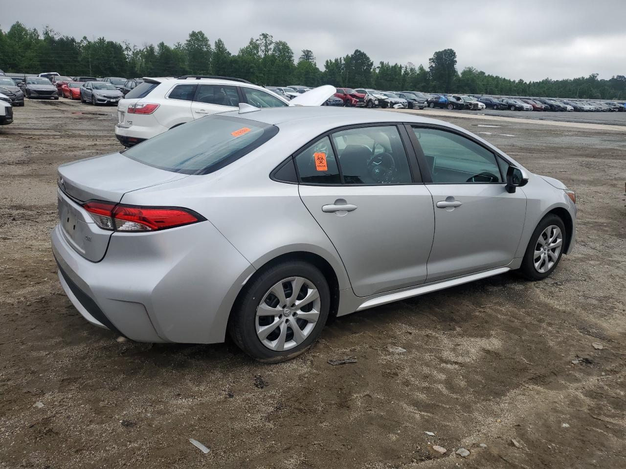 2021 TOYOTA COROLLA LE - Фото 3