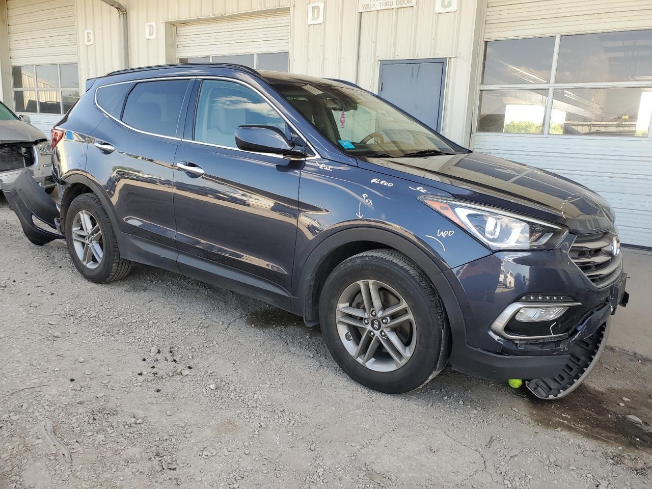 2017 HYUNDAI SANTA FE S - Image 4