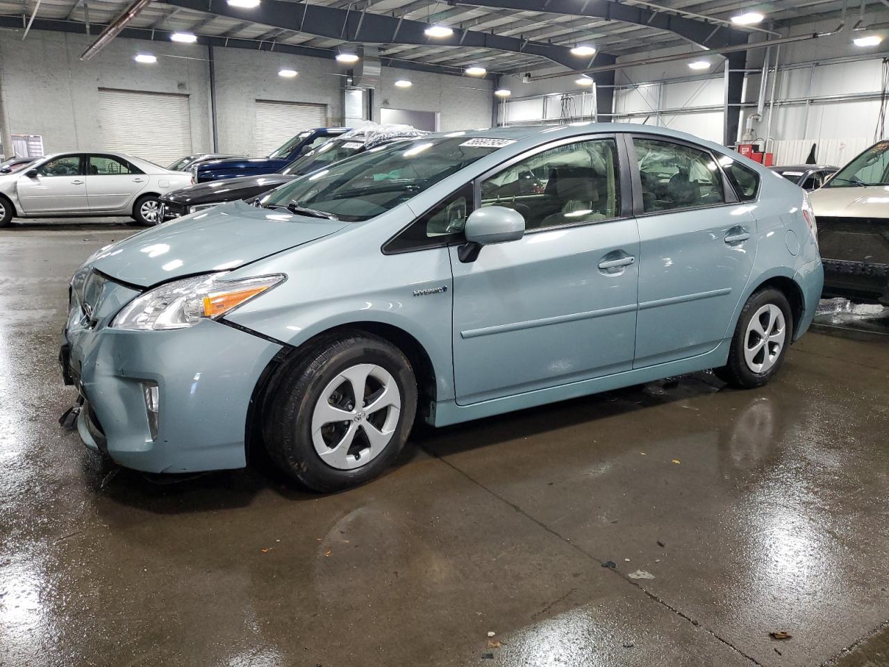 2014 TOYOTA PRIUS car image