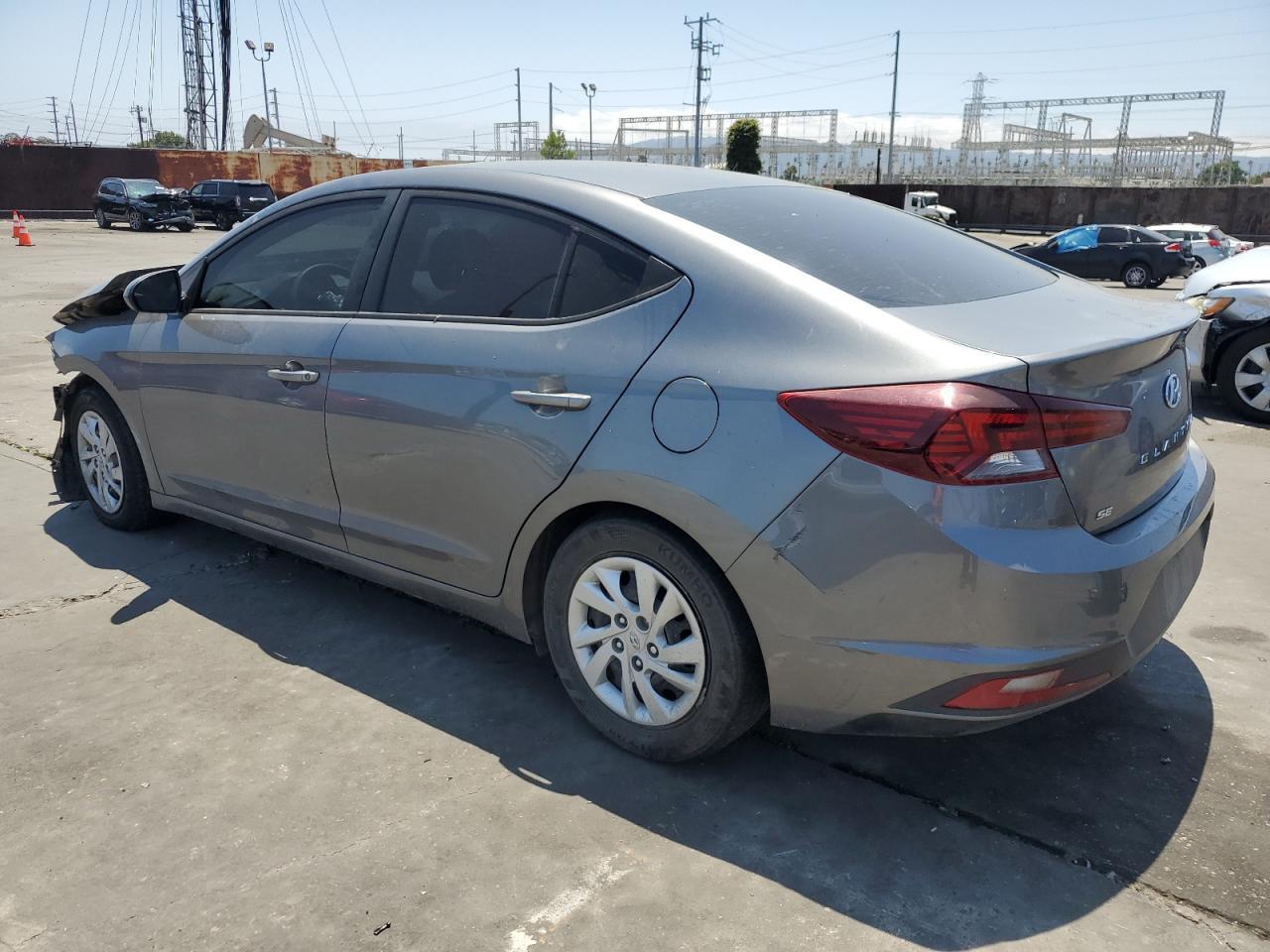 2019 HYUNDAI ELANTRA SE - Фото 2