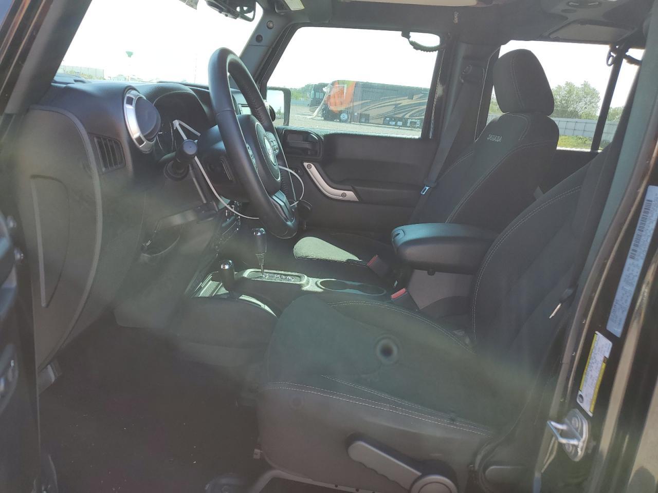 2017 JEEP WRANGLER U - Image 7