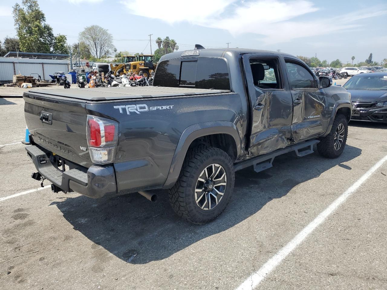 2020 TOYOTA TACOMA DOU - Image 3
