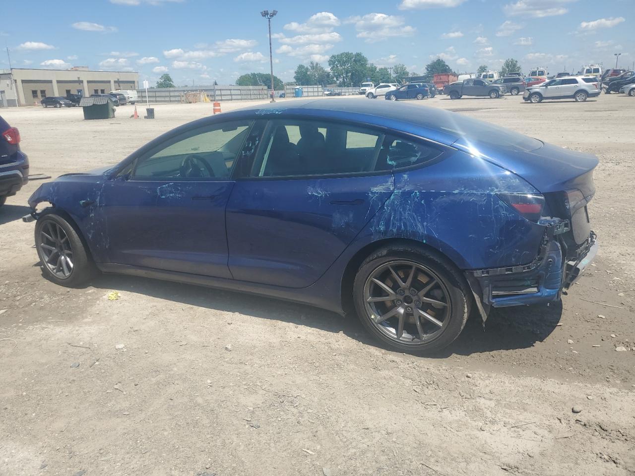 2021 TESLA MODEL 3 - Фото 2