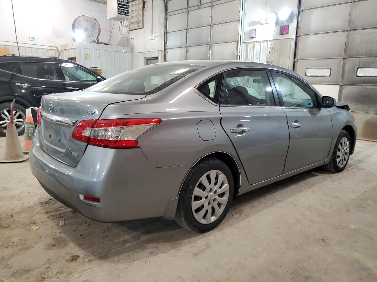 2013 NISSAN SENTRA S - Фото 3