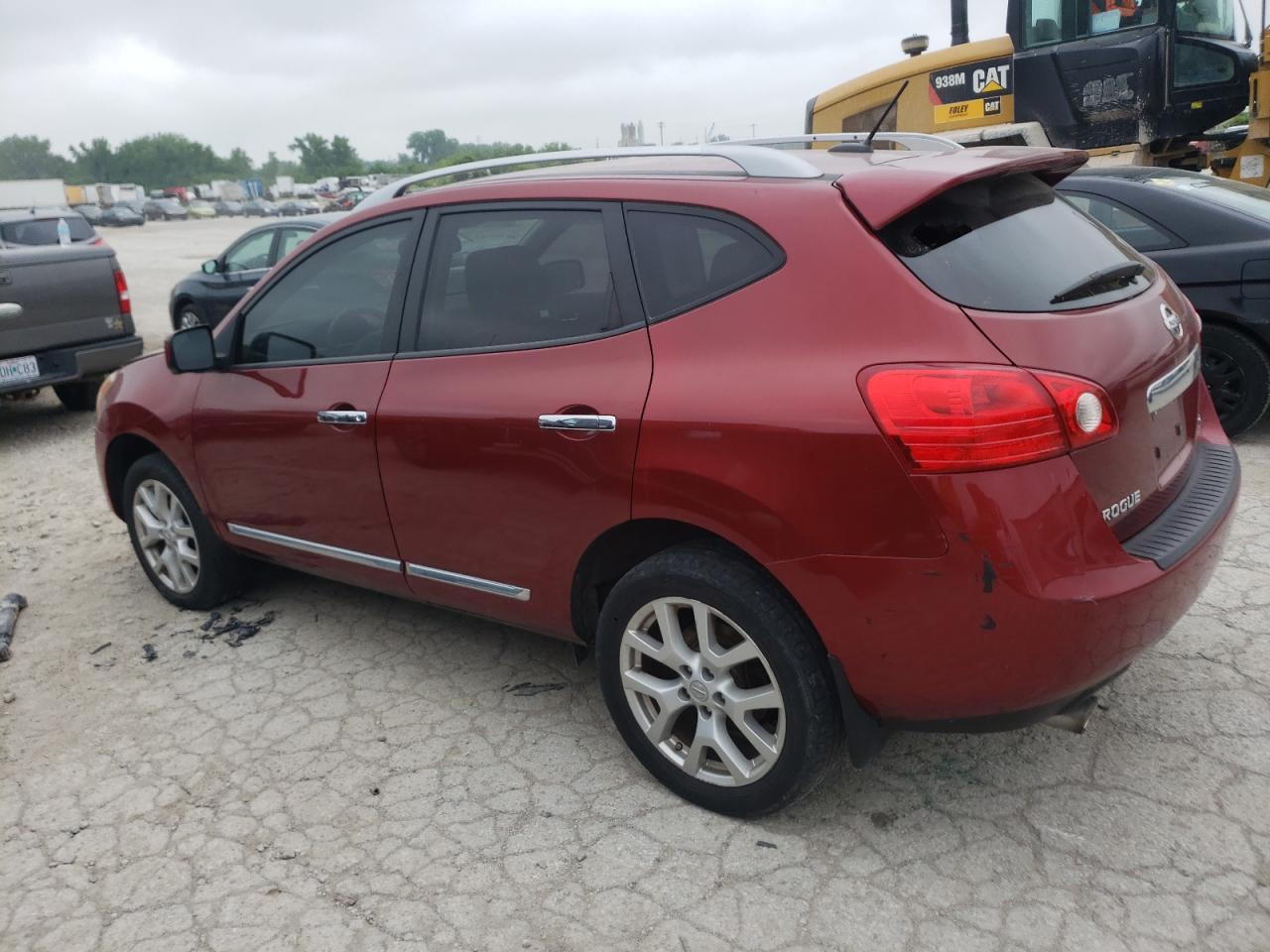 2013 NISSAN ROGUE S - Image 2