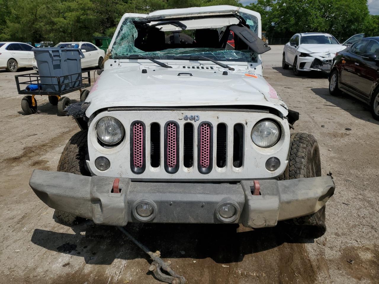 2015 JEEP WRANGLER U - Фото 5