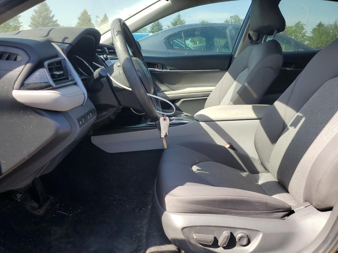 2019 TOYOTA CAMRY L - Фото 7