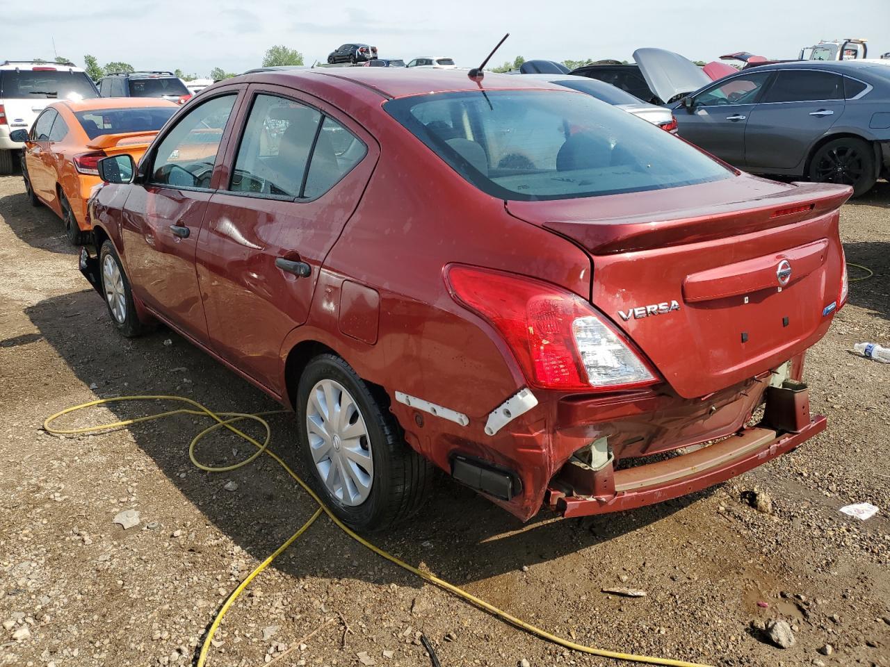 2016 NISSAN VERSA S - Фото 2