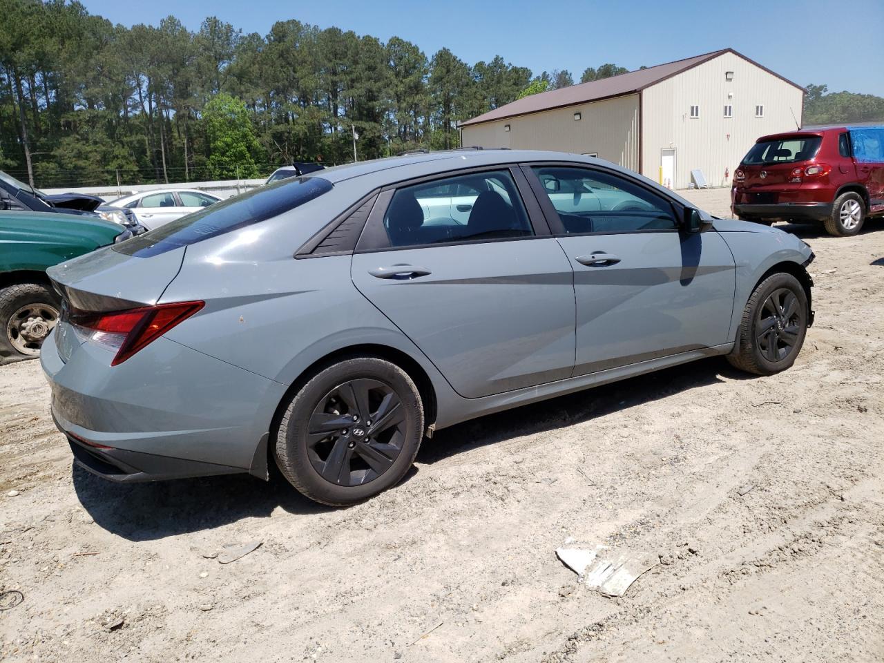 2023 HYUNDAI ELANTRA SE - Фото 3