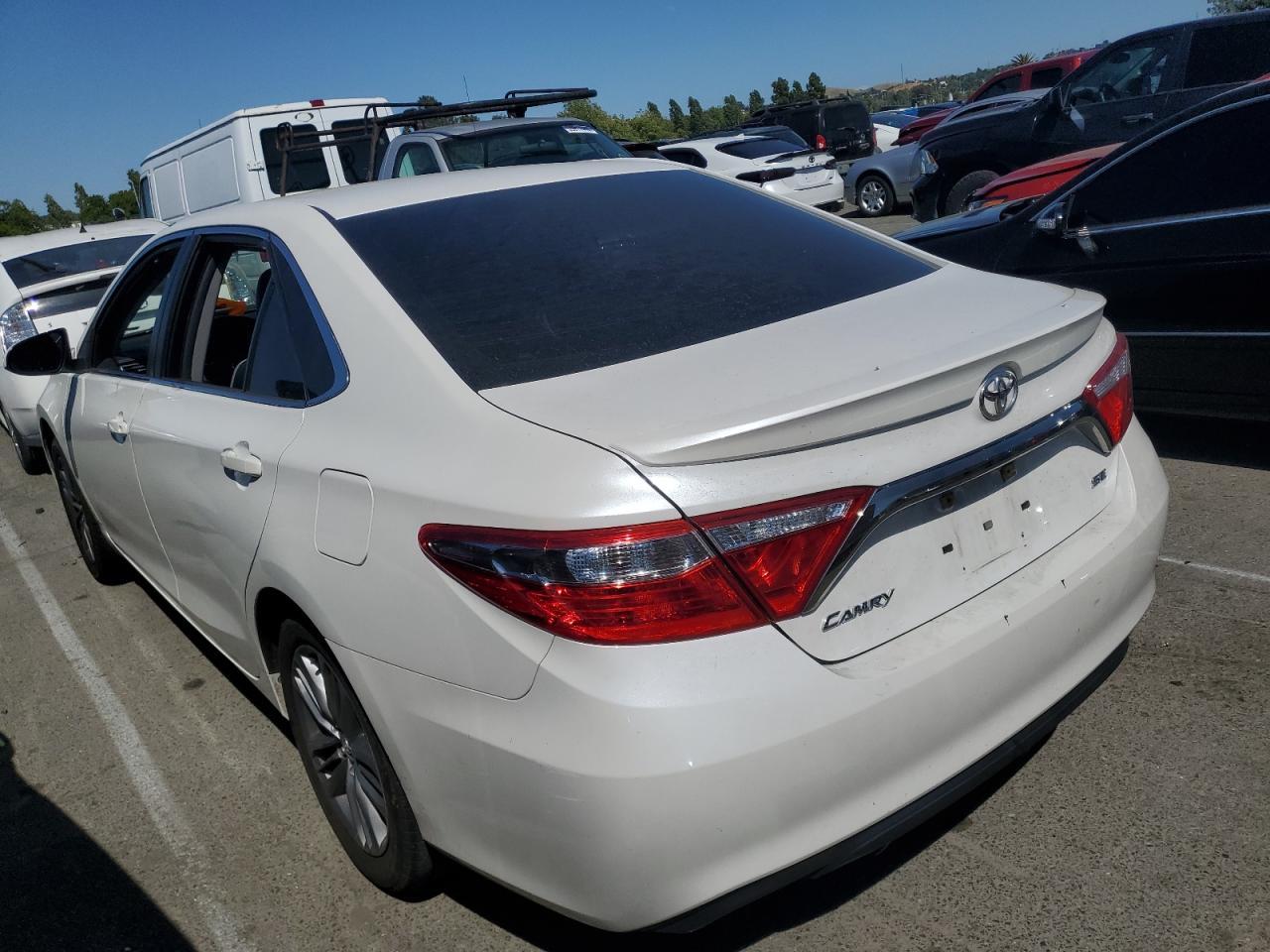2017 TOYOTA CAMRY LE - Image 2