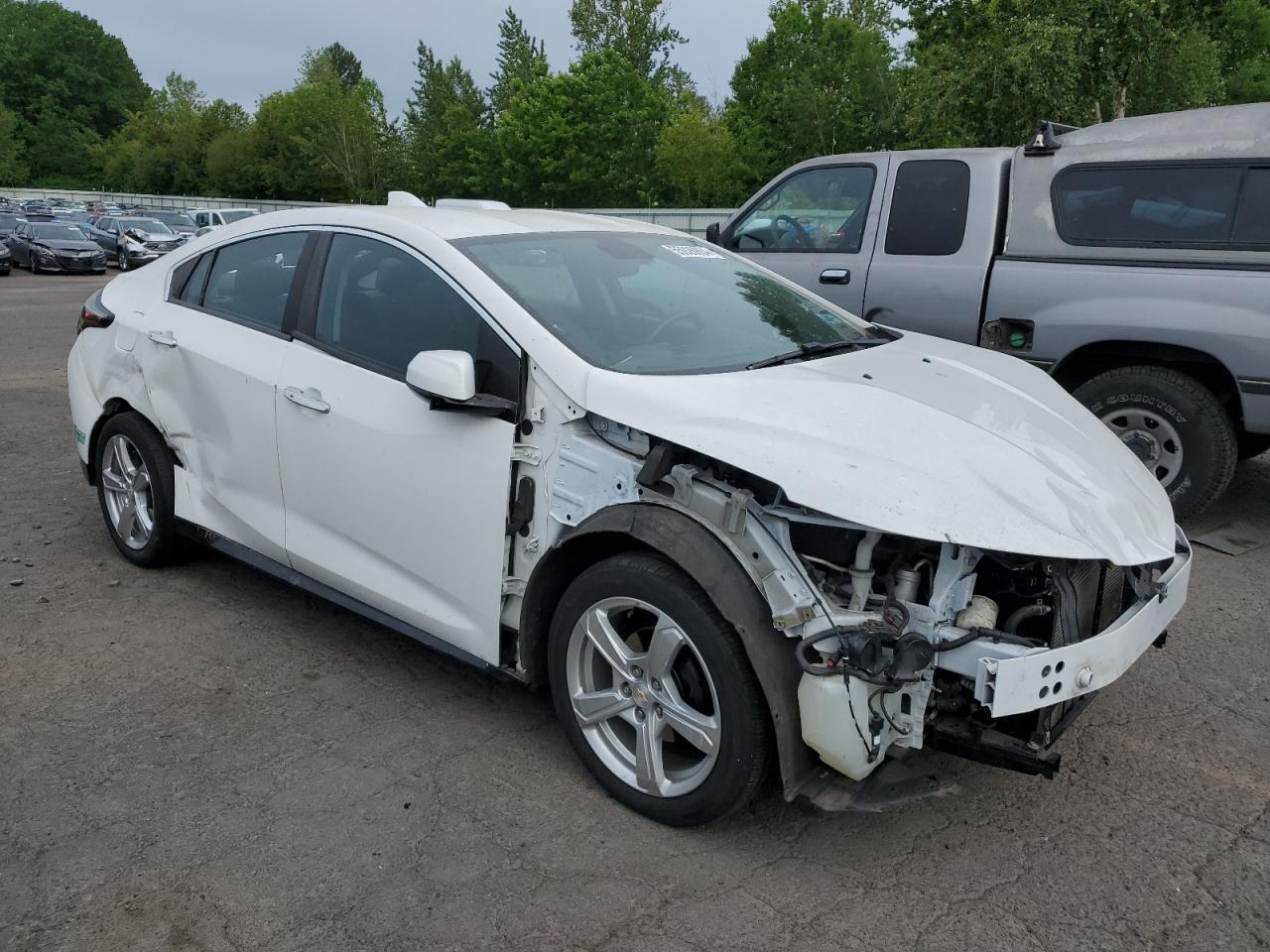 2017 CHEVROLET VOLT LT - Image 4