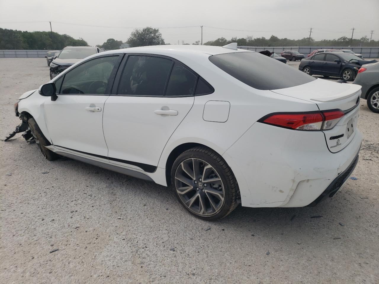 2022 TOYOTA COROLLA SE - Фото 2