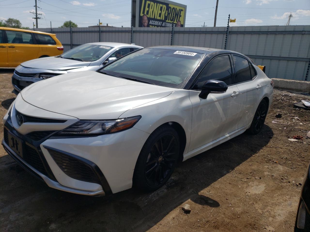 2021 TOYOTA CAMRY XSE car image