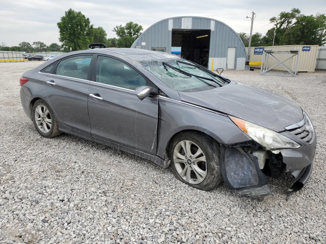 2011 HYUNDAI SONATA SE - Image 4