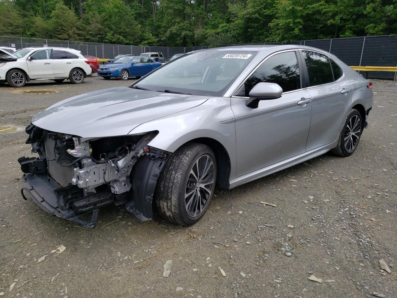 2020 TOYOTA CAMRY SE car image